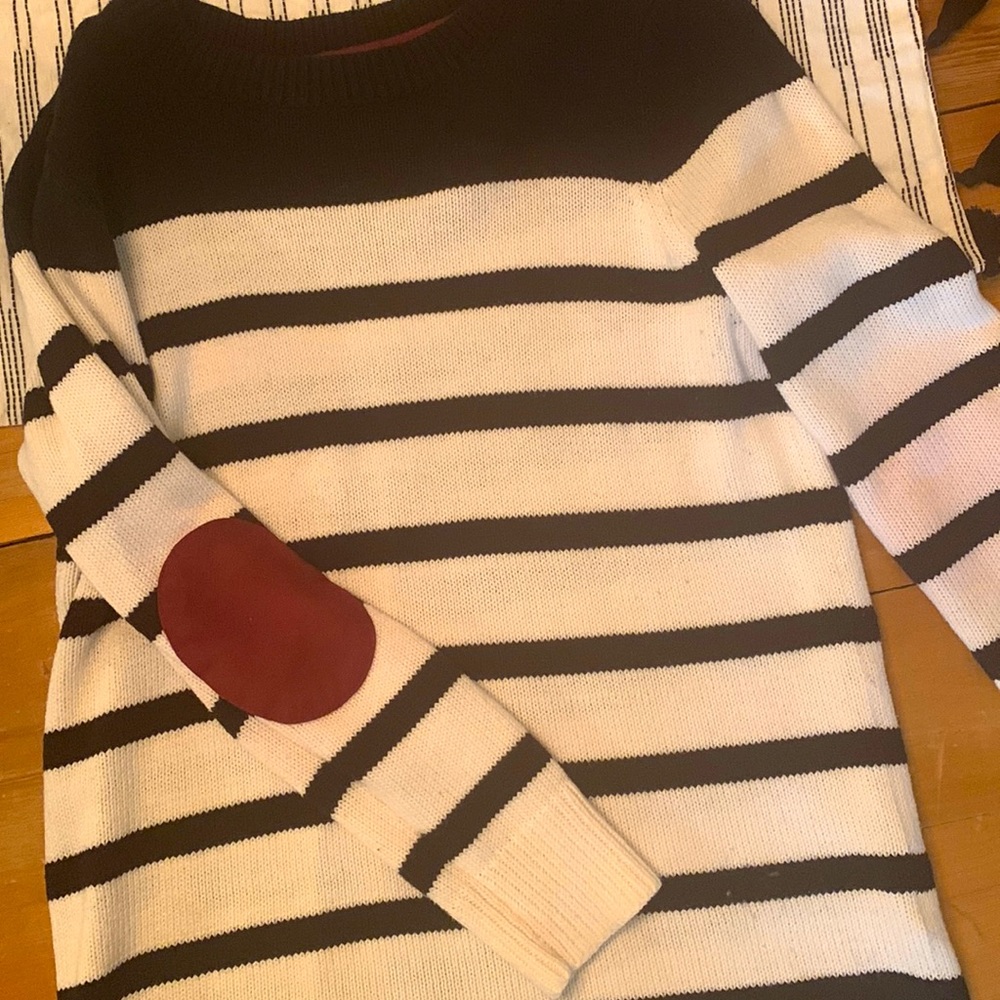 Sweater with elbow pads, size medium